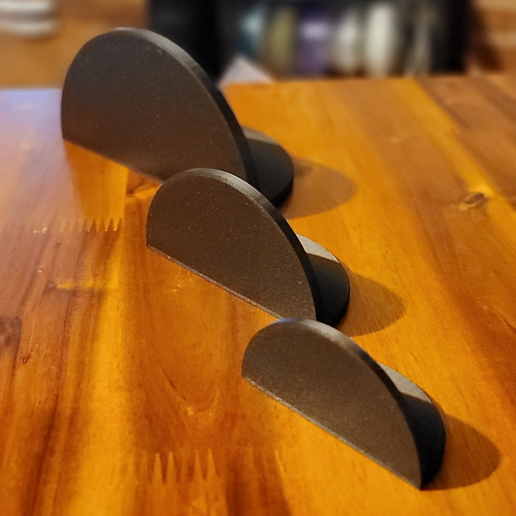 Wall Ball | A Simple & Sturdy Rounded Shelf