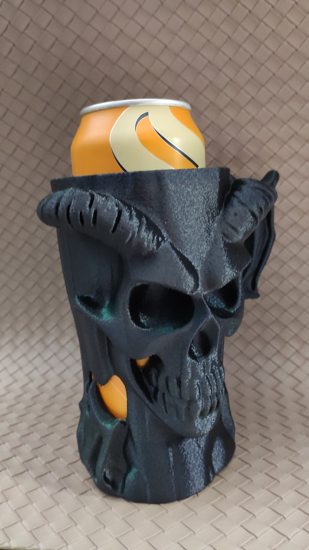 Longhorn Demon Skull Can Holder (0,5L cans)