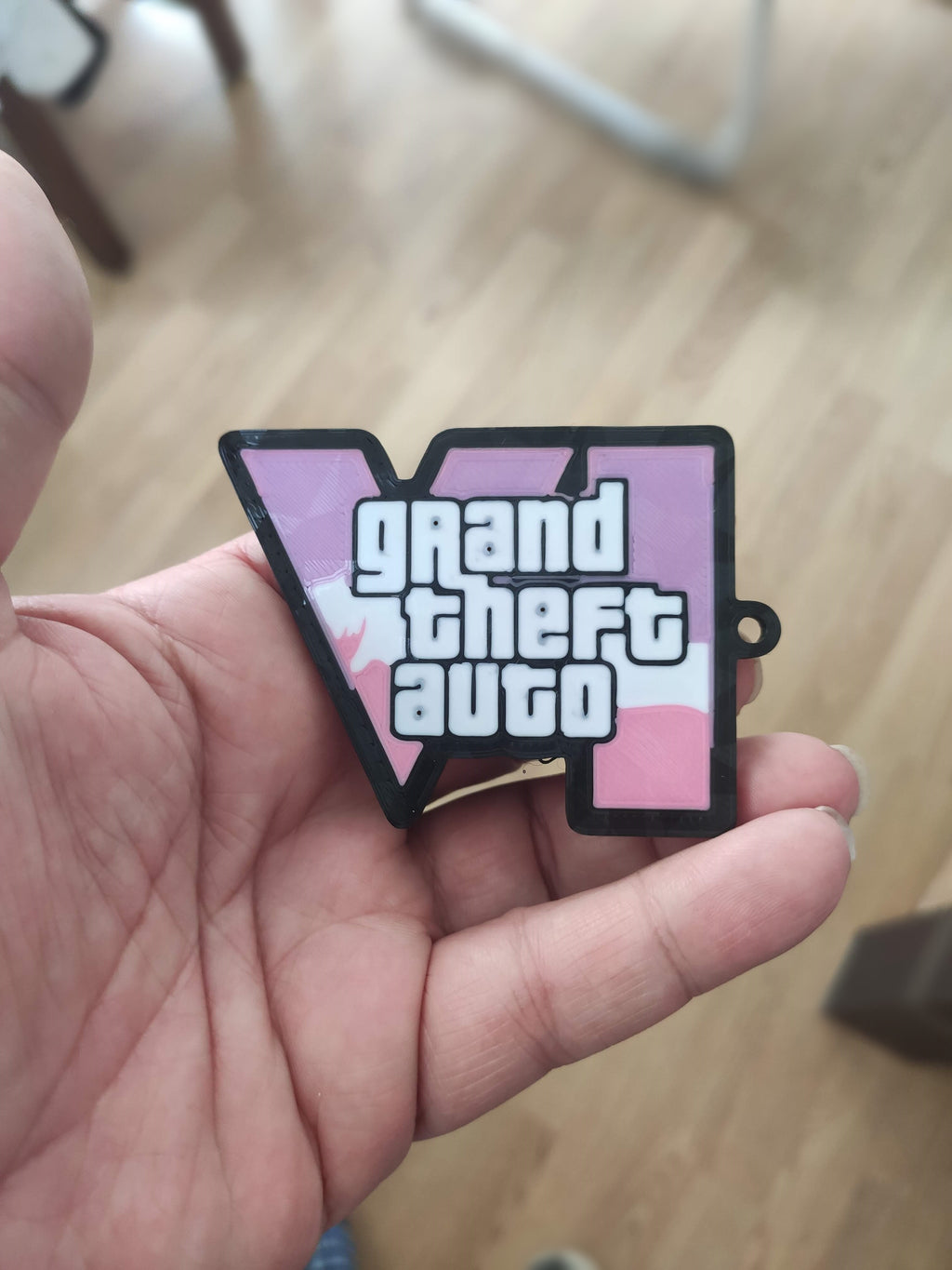 KEYCHAIN LOGO GRAND THEFT AUTO VI