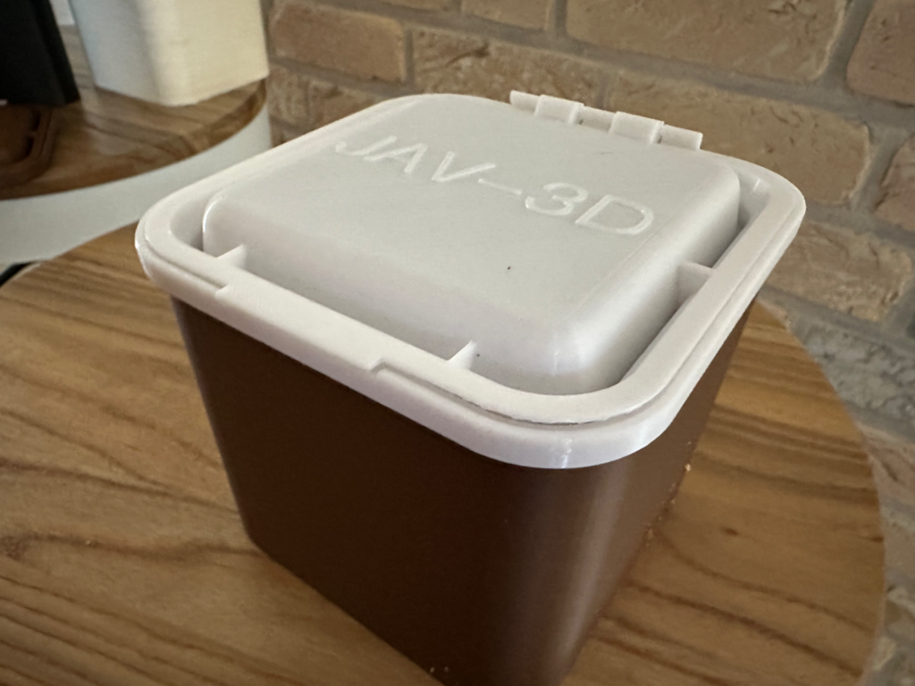Bird or Fish Feed Container with Lid