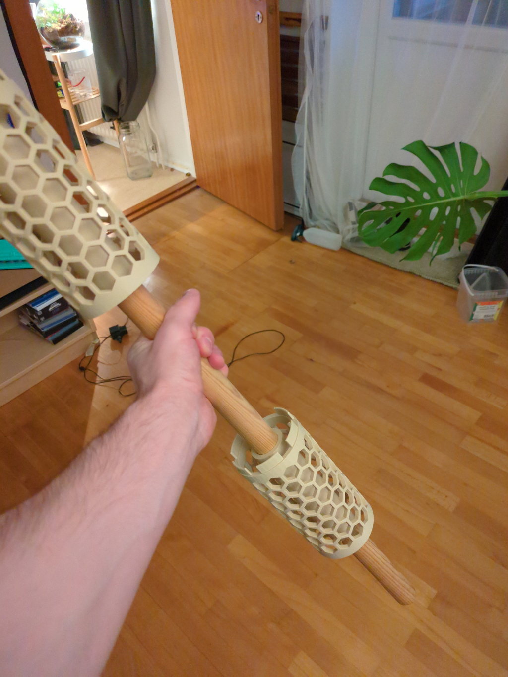 Sturdy moss pole (parametric)