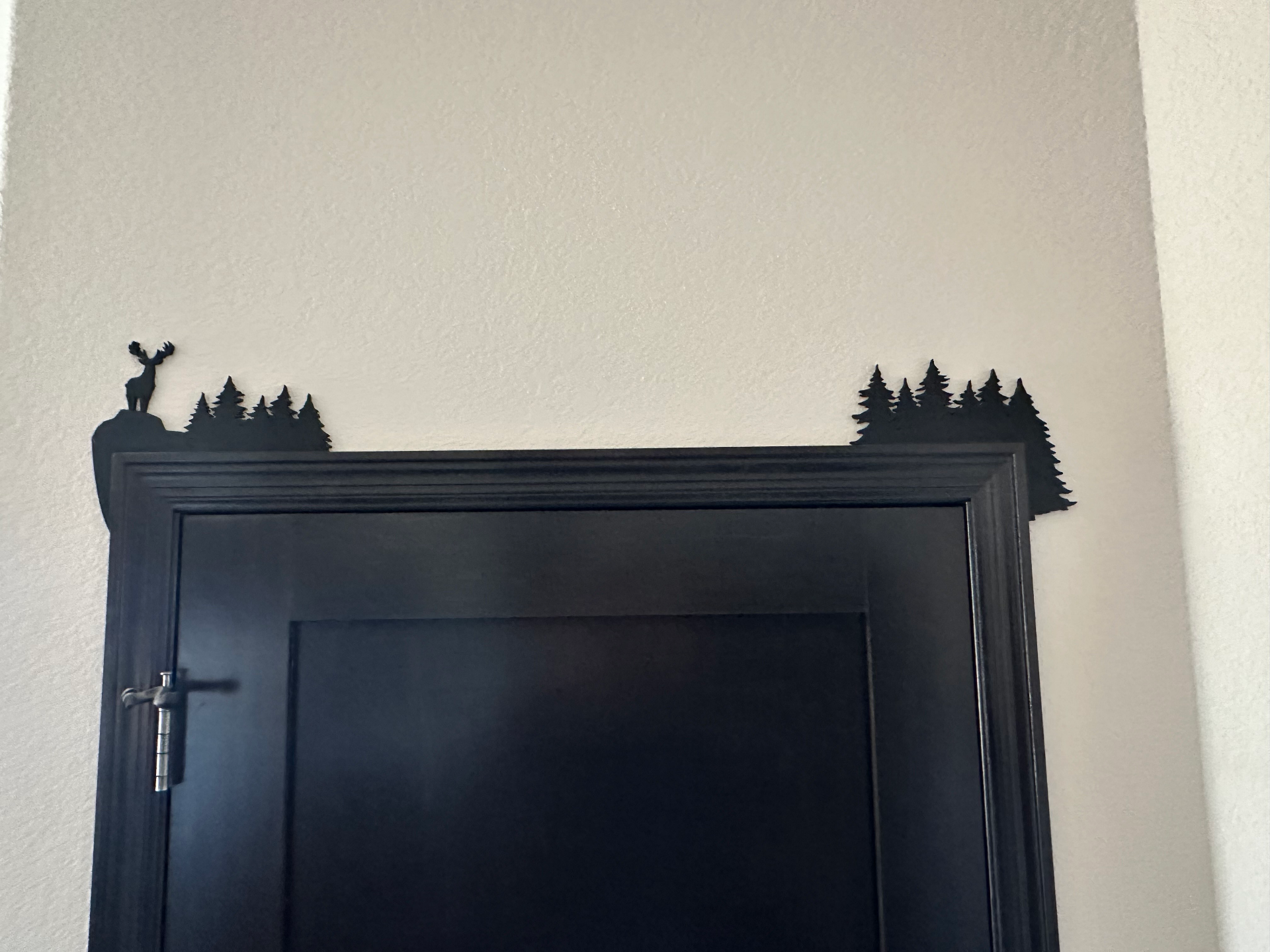 Pine Tree Scenic Door Corner