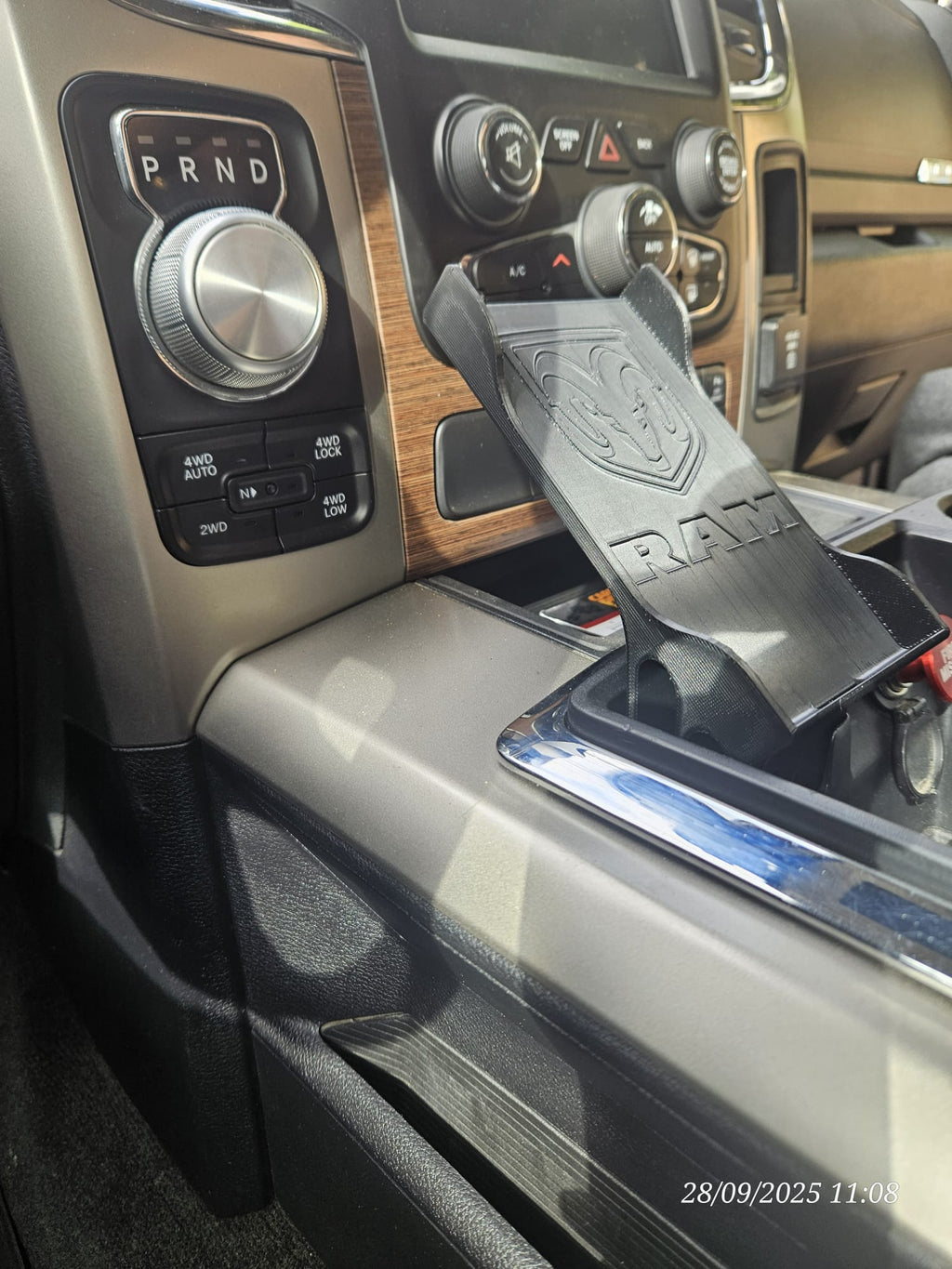 Phone stand 2 Dodge RAM