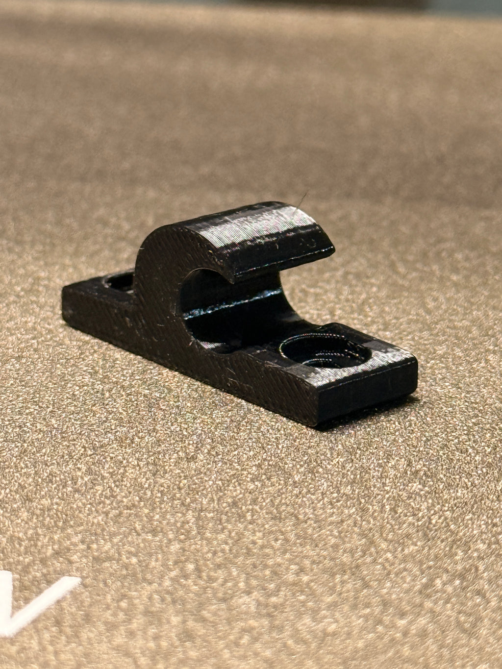 Wire Shelf Wall Anchor- Double Screw