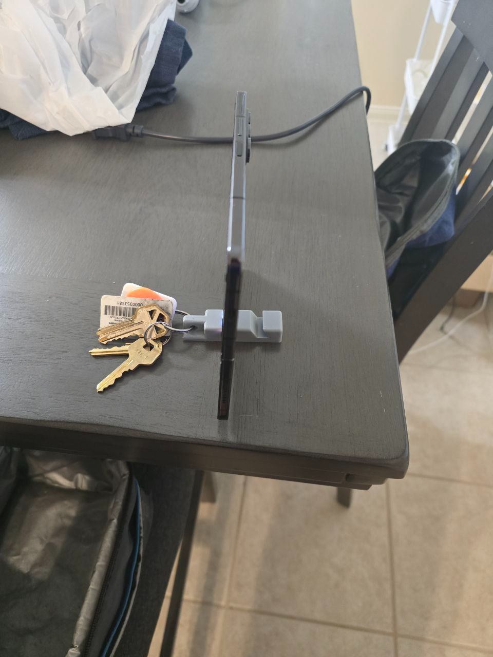 Z Fold 5 Keychain Table Top Stand and Tripod