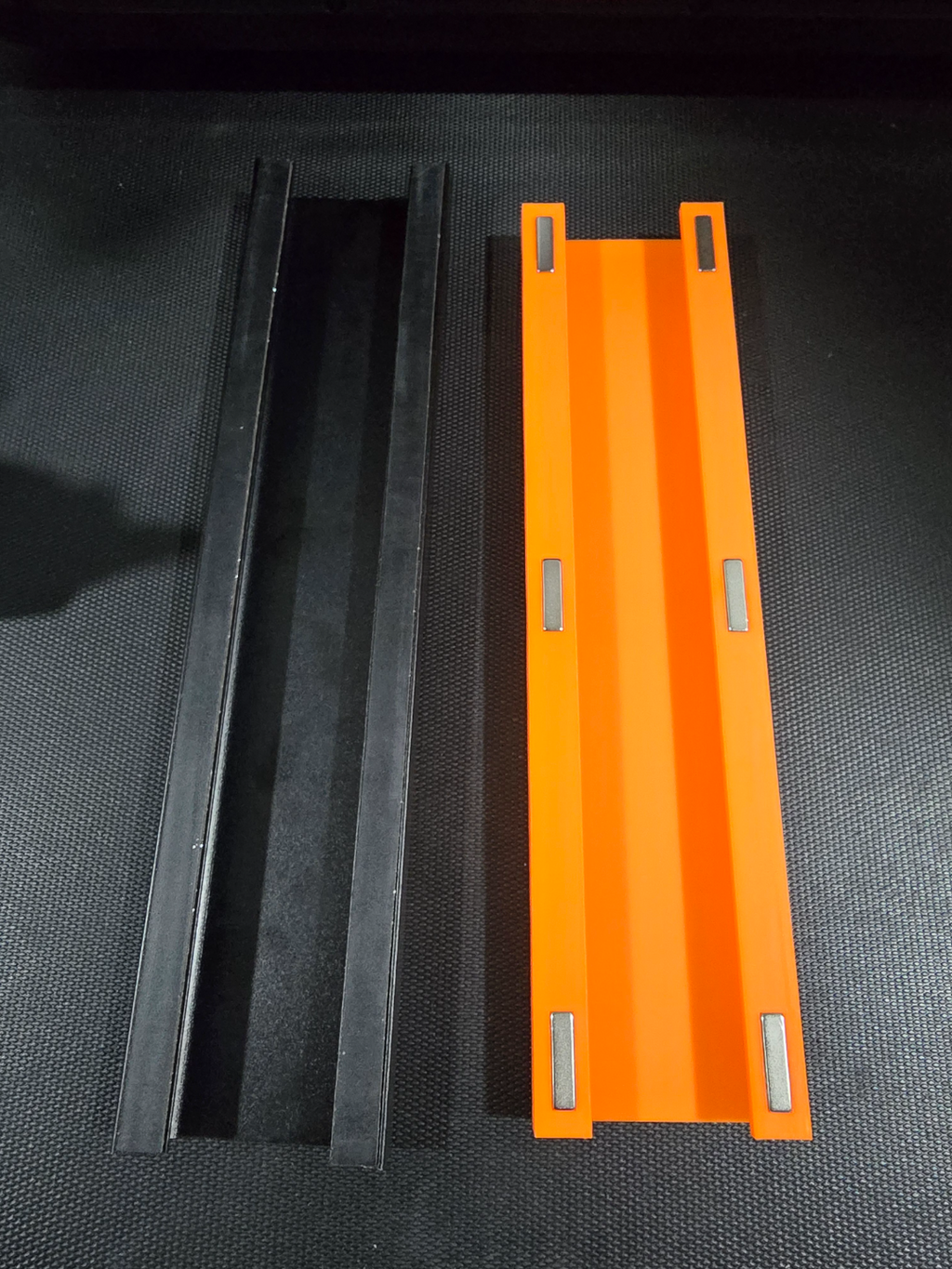Magnetic Cable Sheath for Secretlab