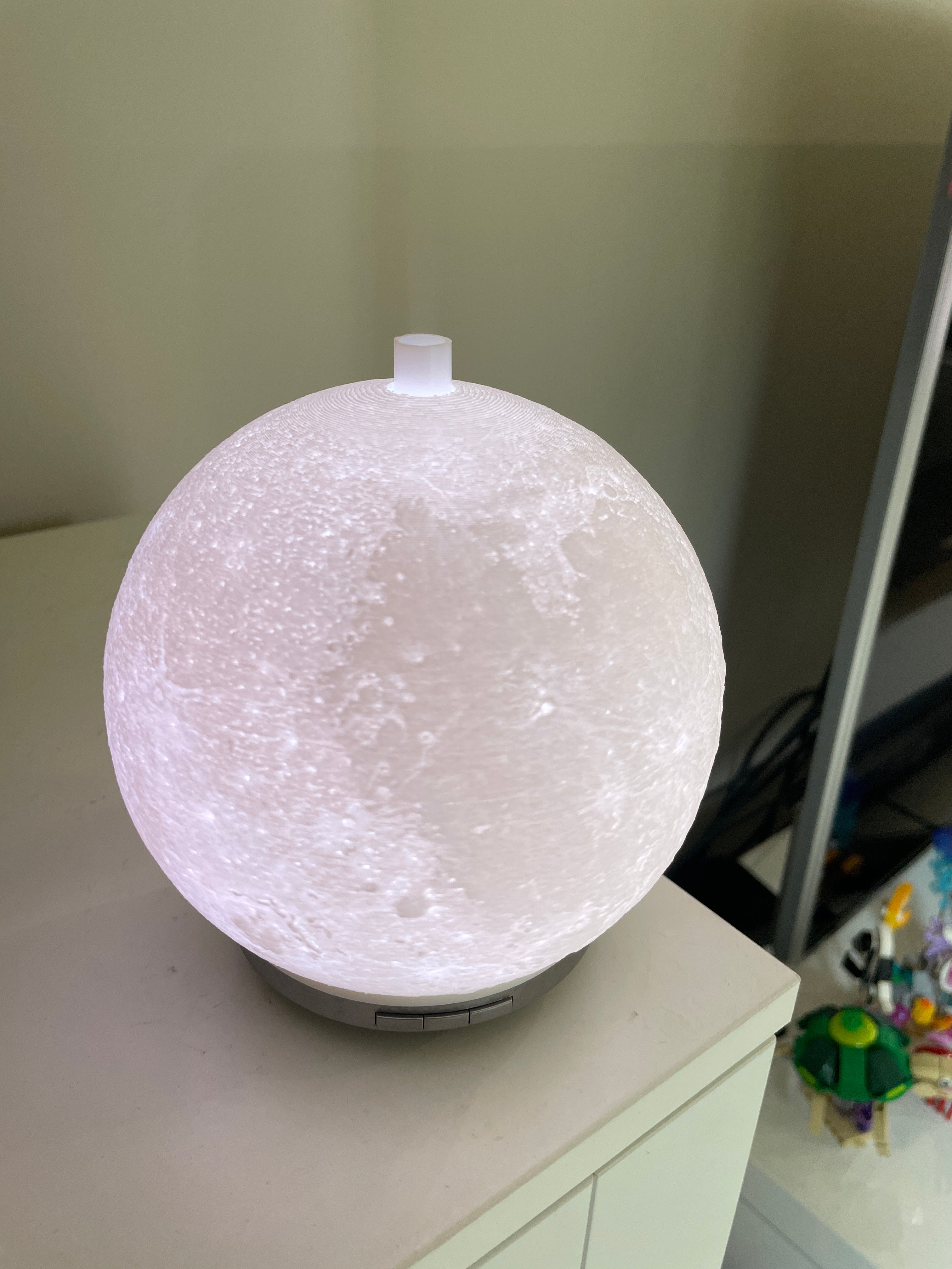 Moon cover for Dusk scent diffuser