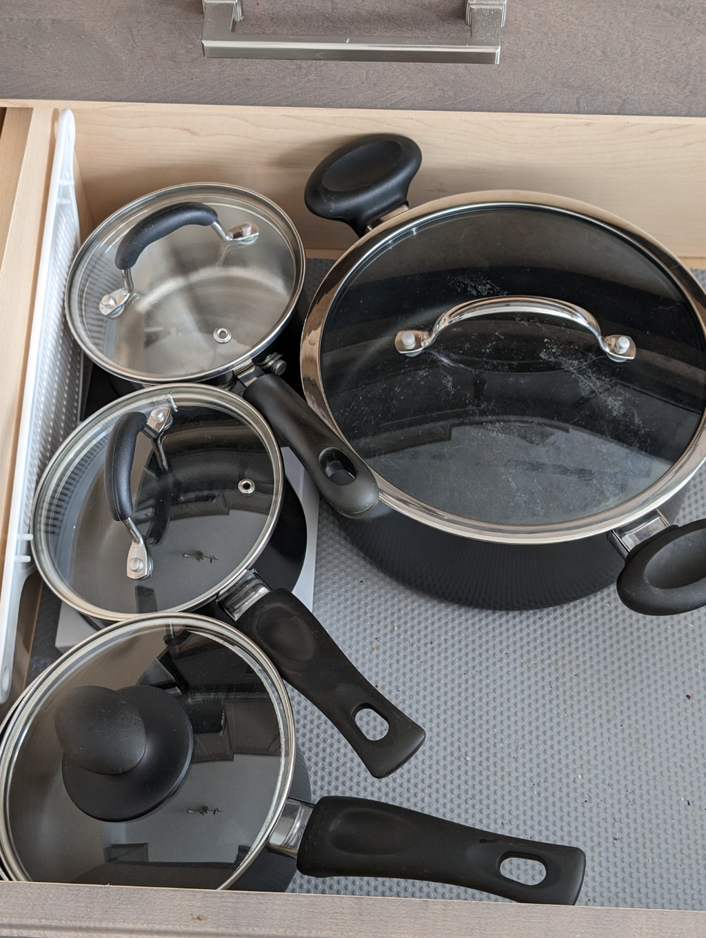 Sauce pan angler