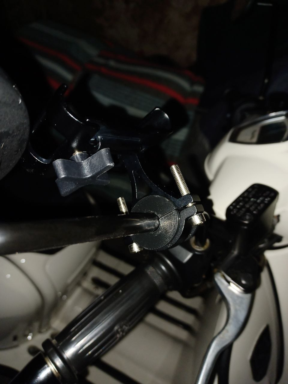 Royal Alloy Phone Mount Spacer For Mirror