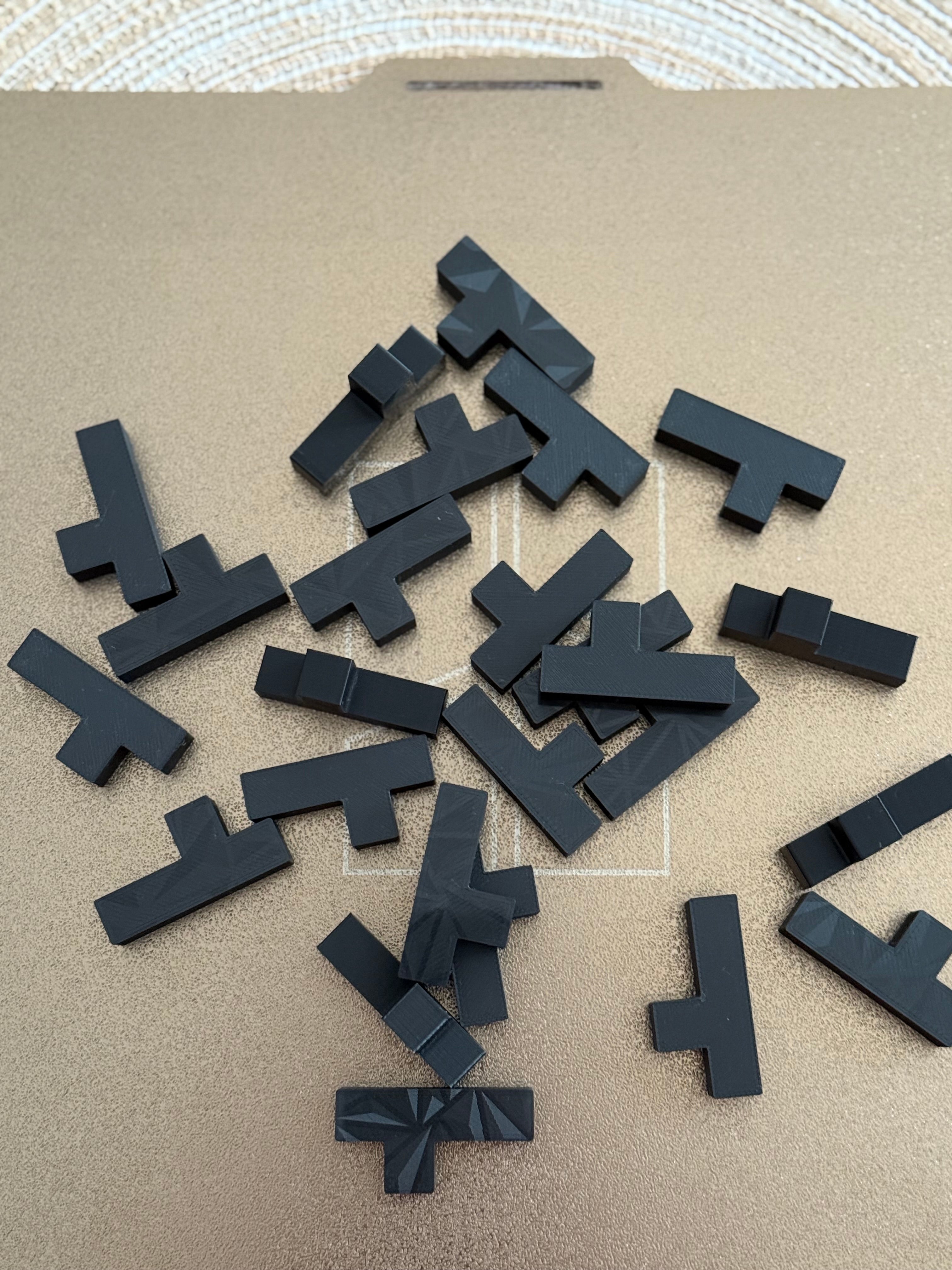 3D-Puzzle-Würfel aus T-Teilen