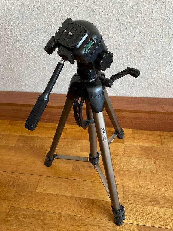 Tripod phone mount with Hama Star 63 adapter