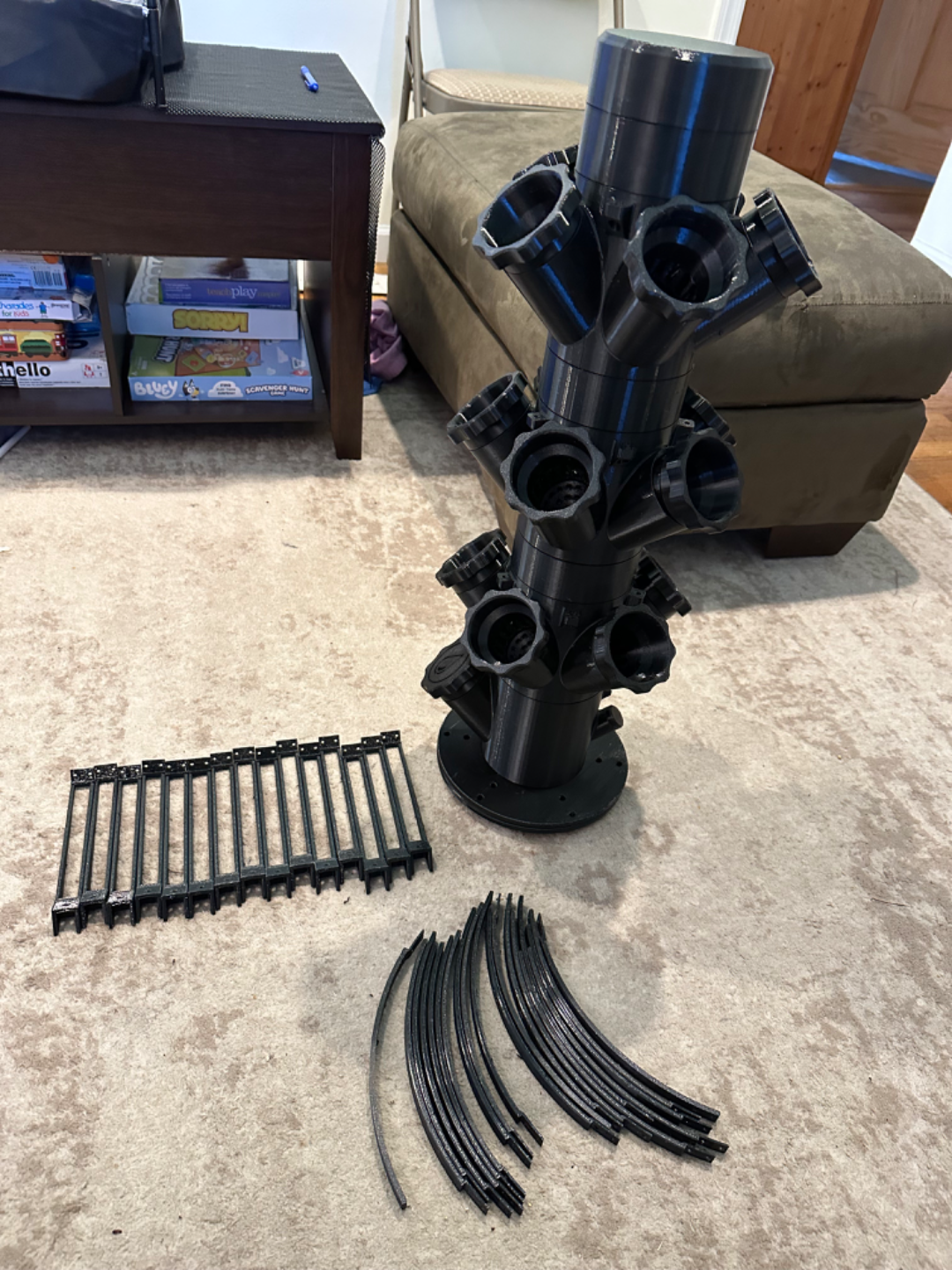 12 pot Hydroponic tower with supports