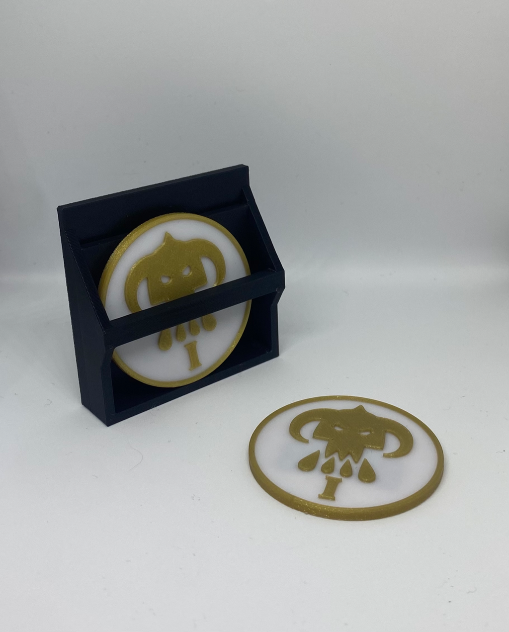 shelf for bigger tokens