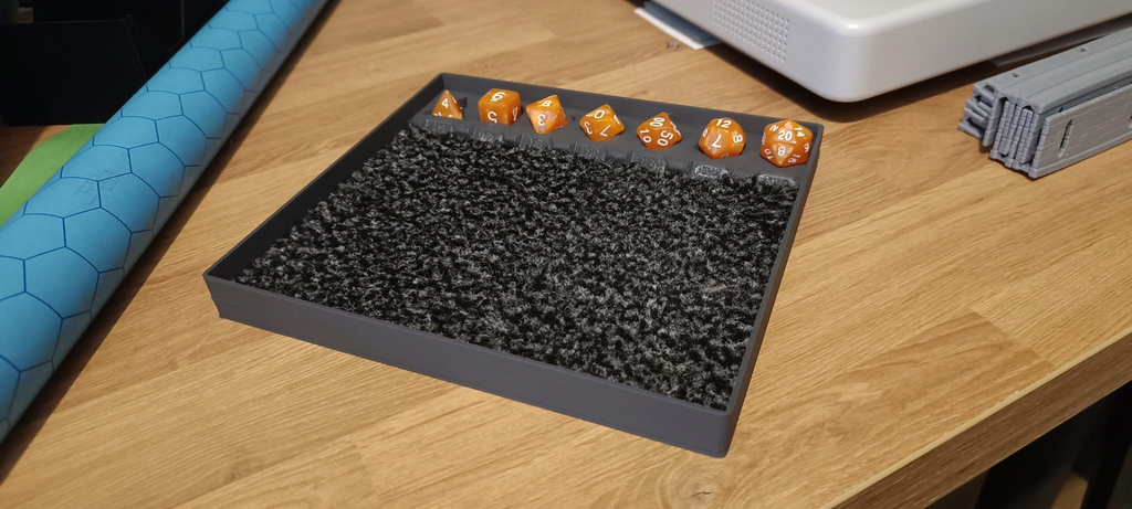 Dice tray with holder for full dice set