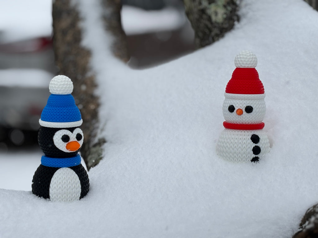 Buildable Knitted Penguin