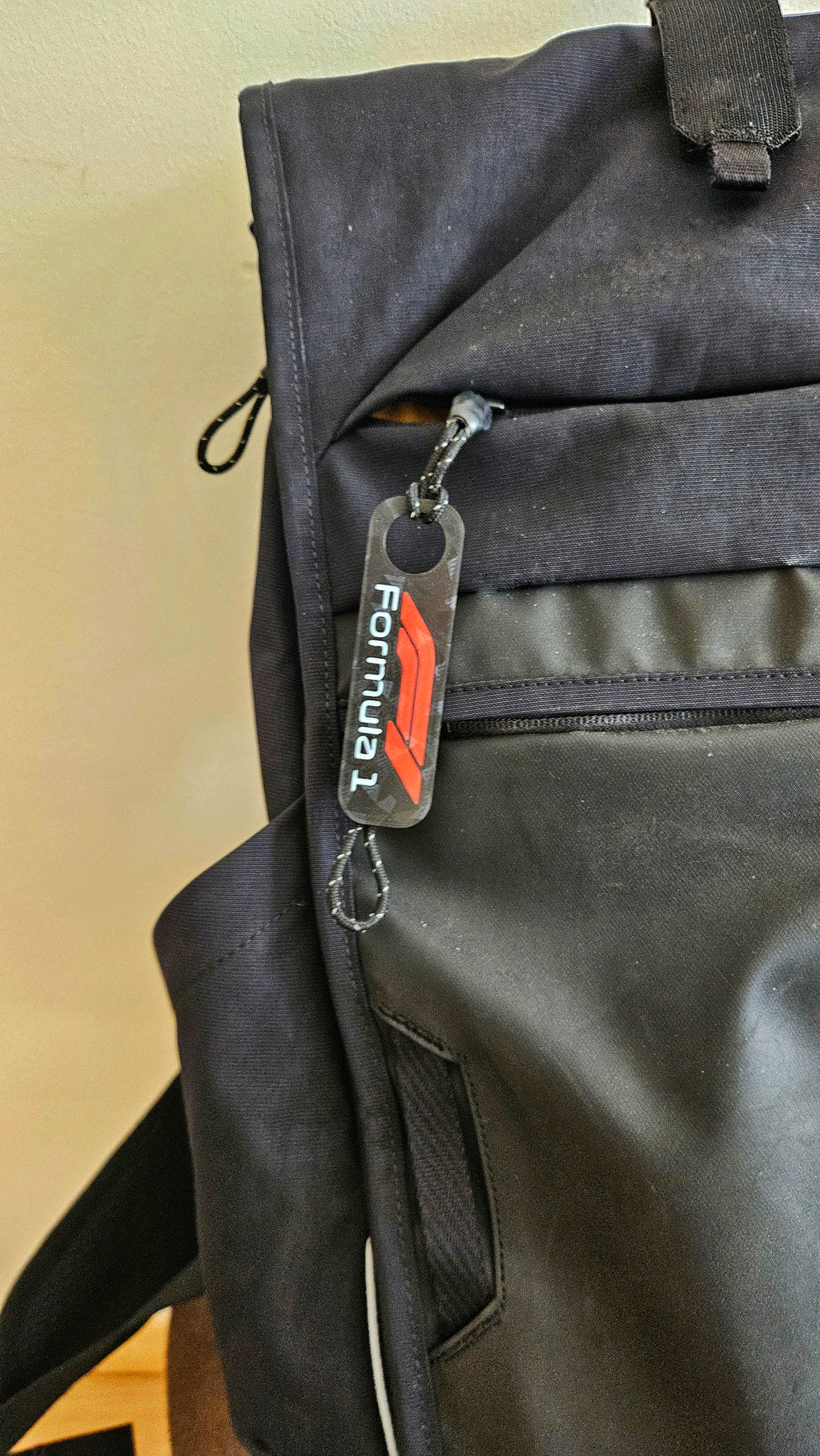 Formula 1 – Stylish Backpack Tag