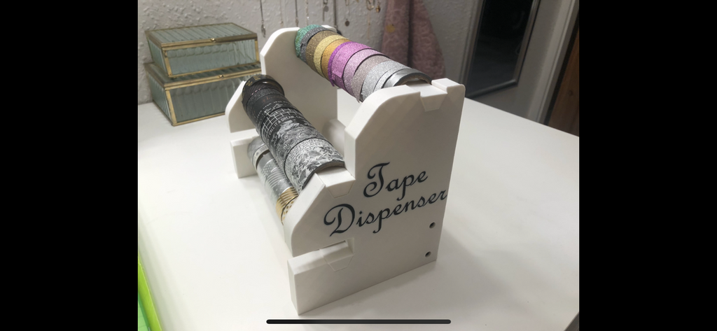 Tape dispenser