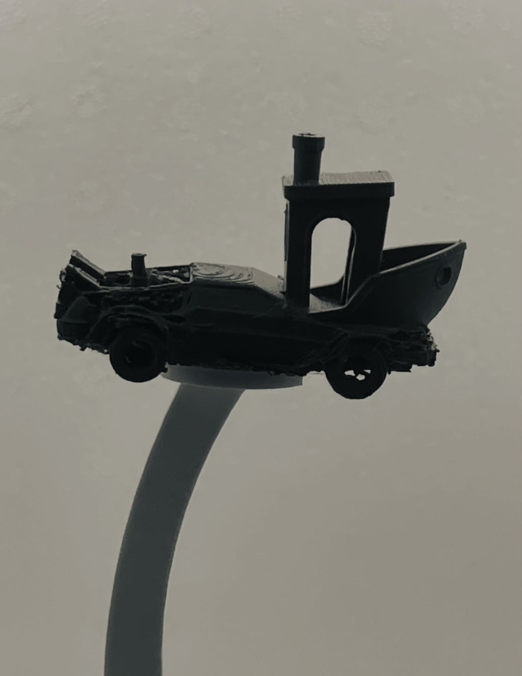 Delorean Benchy