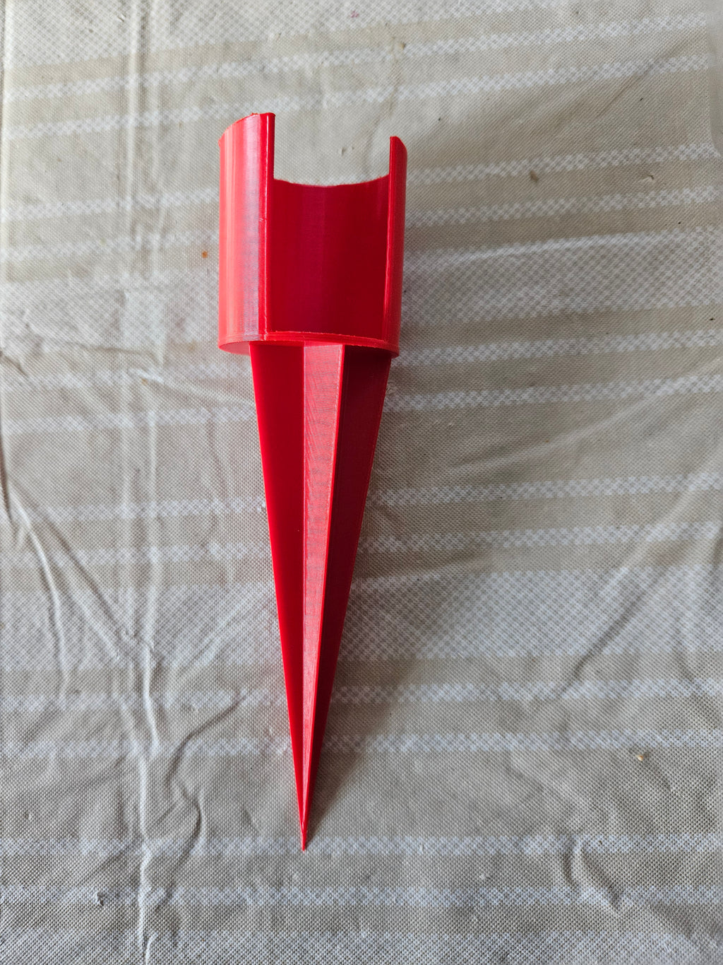 Rain gauge holder