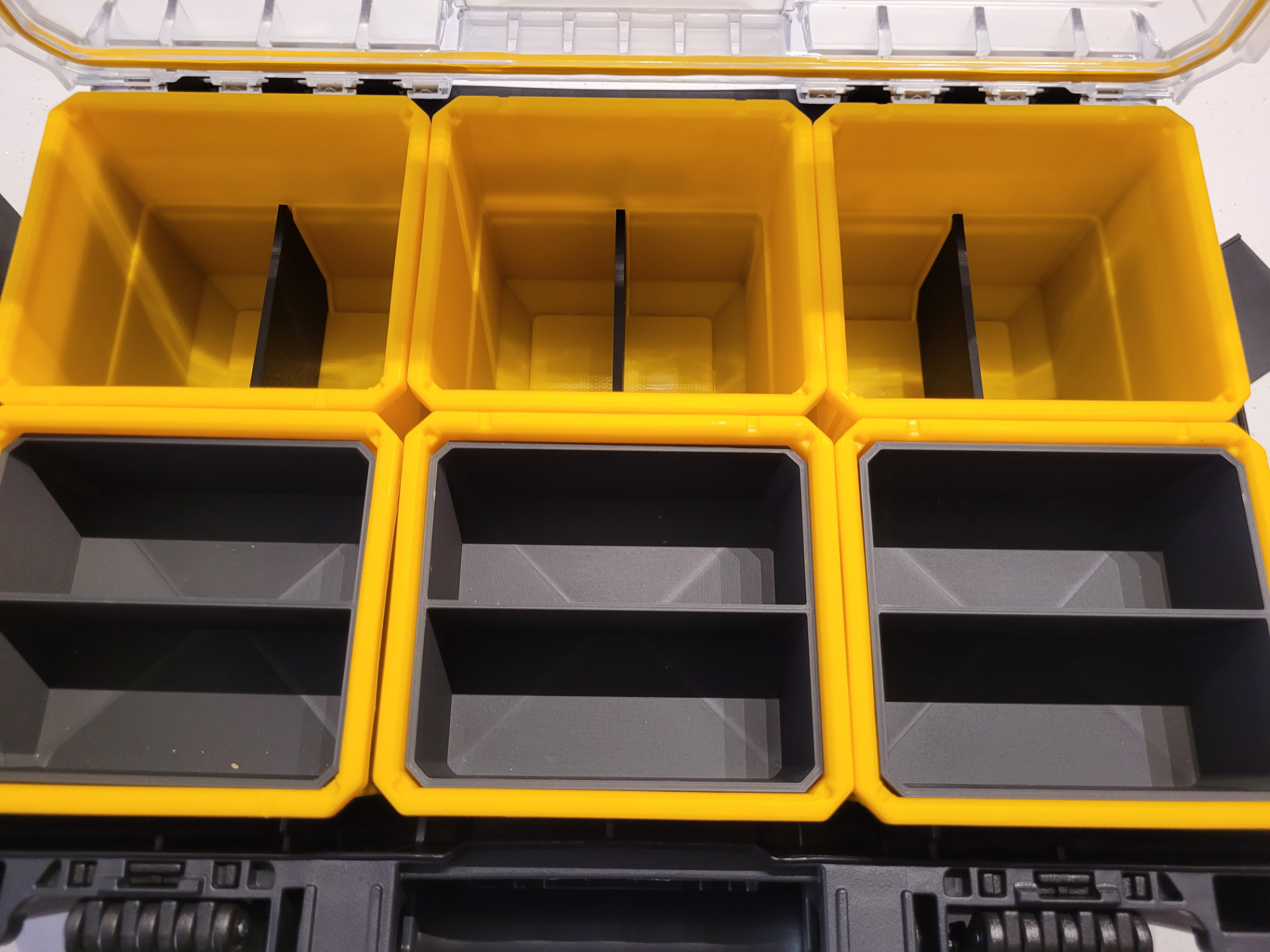 DEWALT TOUGHSYSTEM 2.0 Small Bin Lower Divider