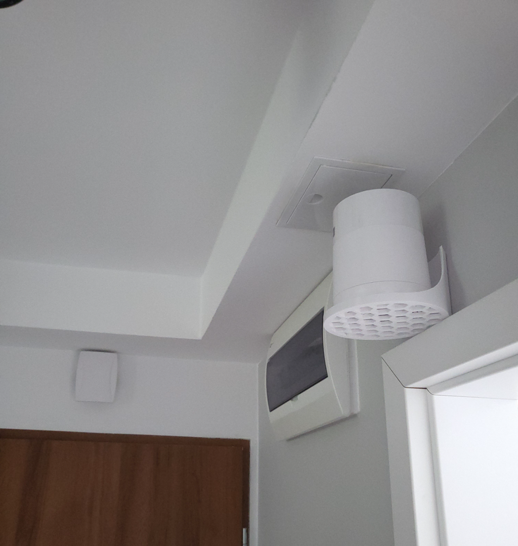 Hexagon round shelf