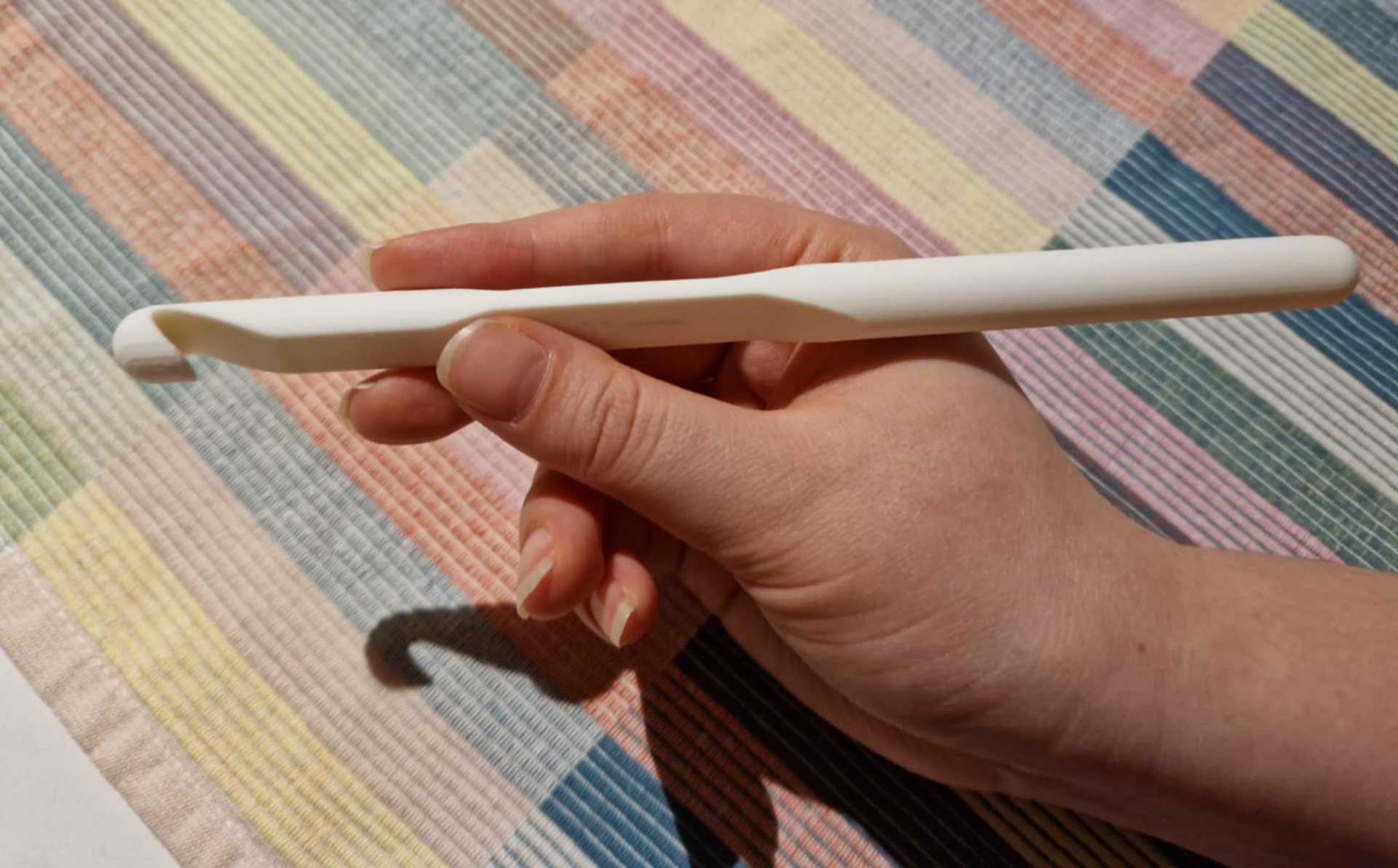 Crochet hook big 12mm