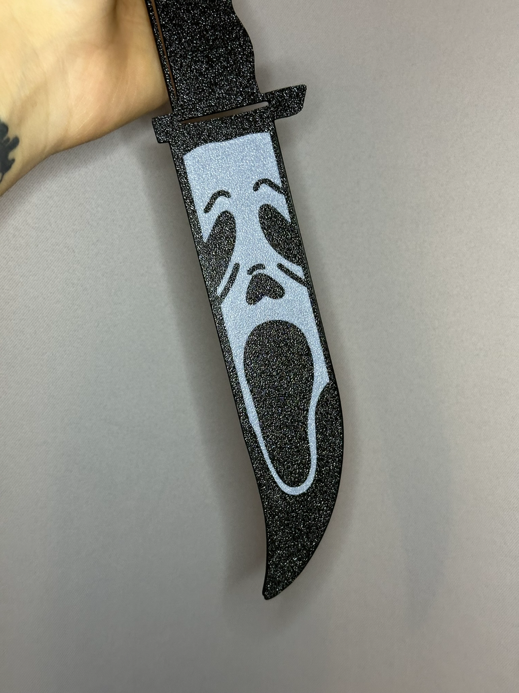 Movie "Scream" ghost face knife halloween
