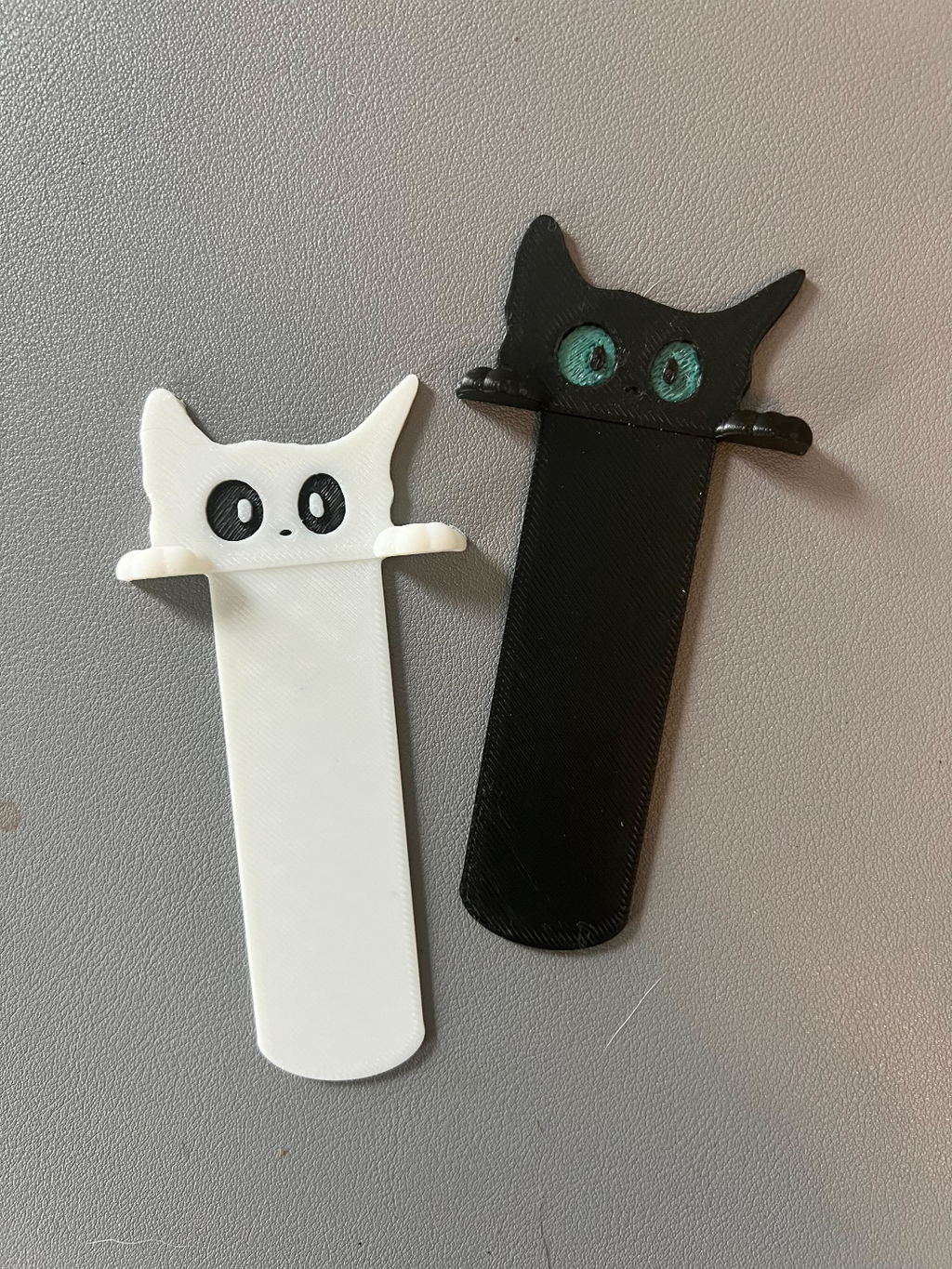 Peeking Cat Kitty Bookmark