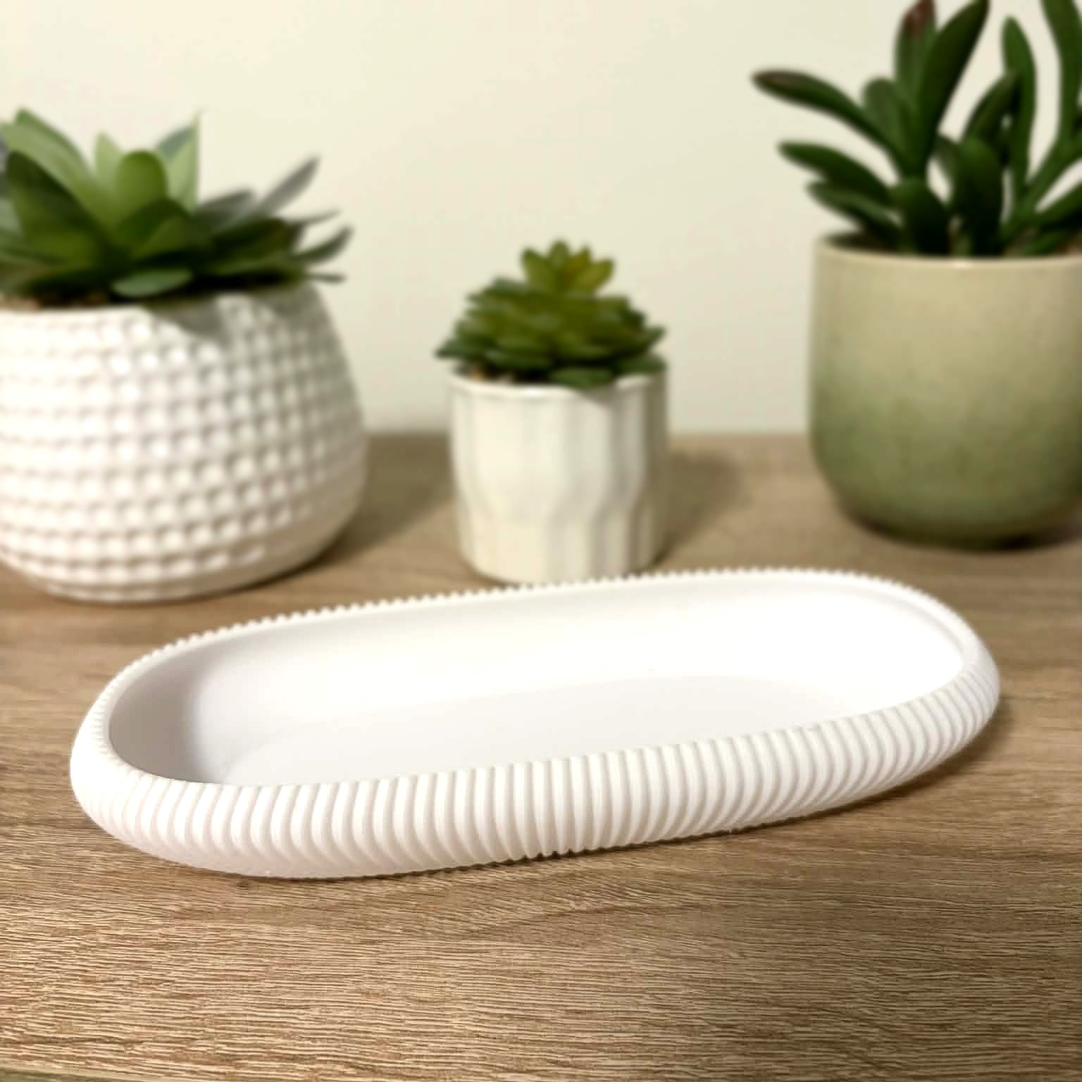 Wave Catchall Tray