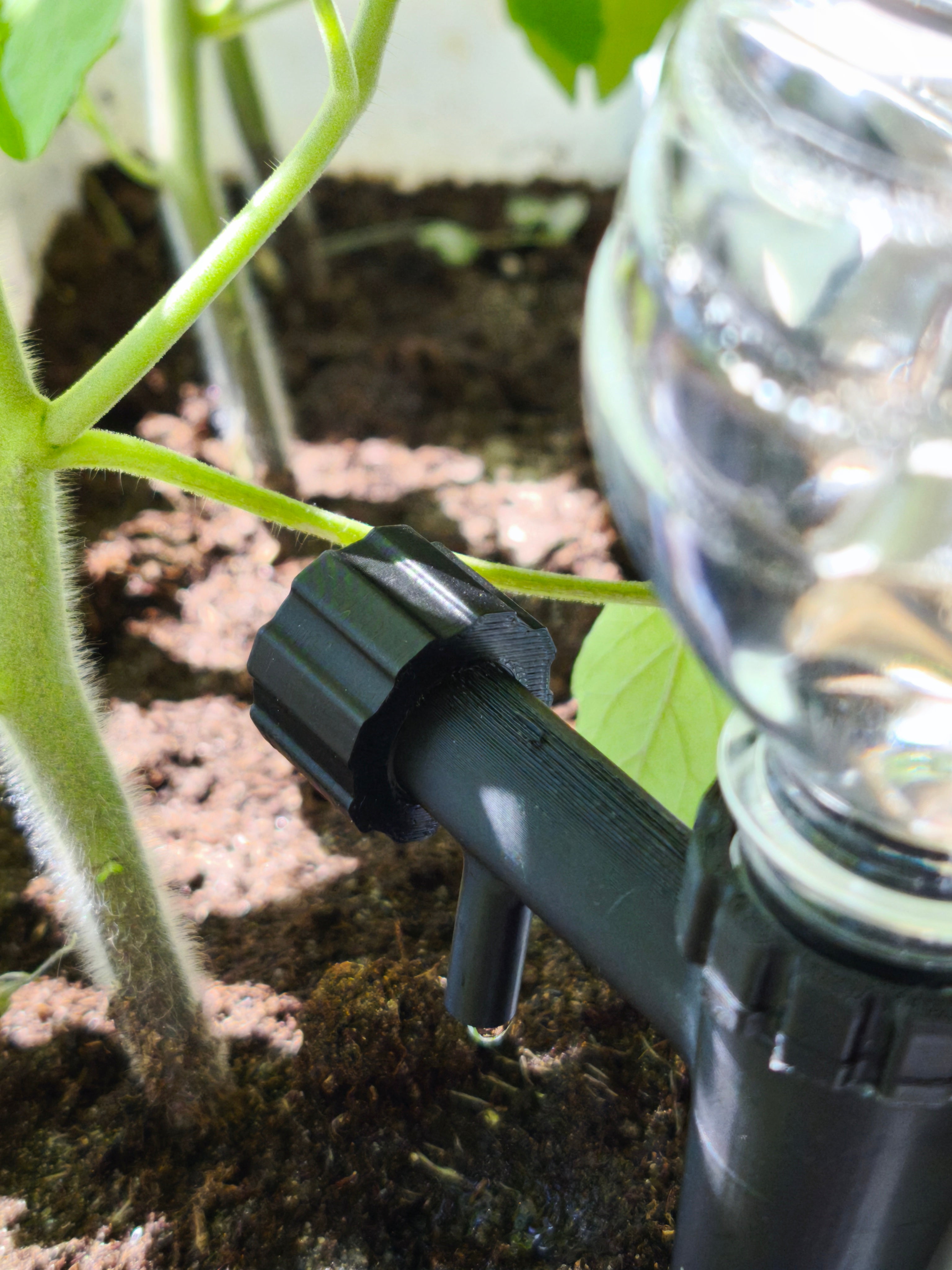 Automatic Drip Irrigation Device for Plants - v 1