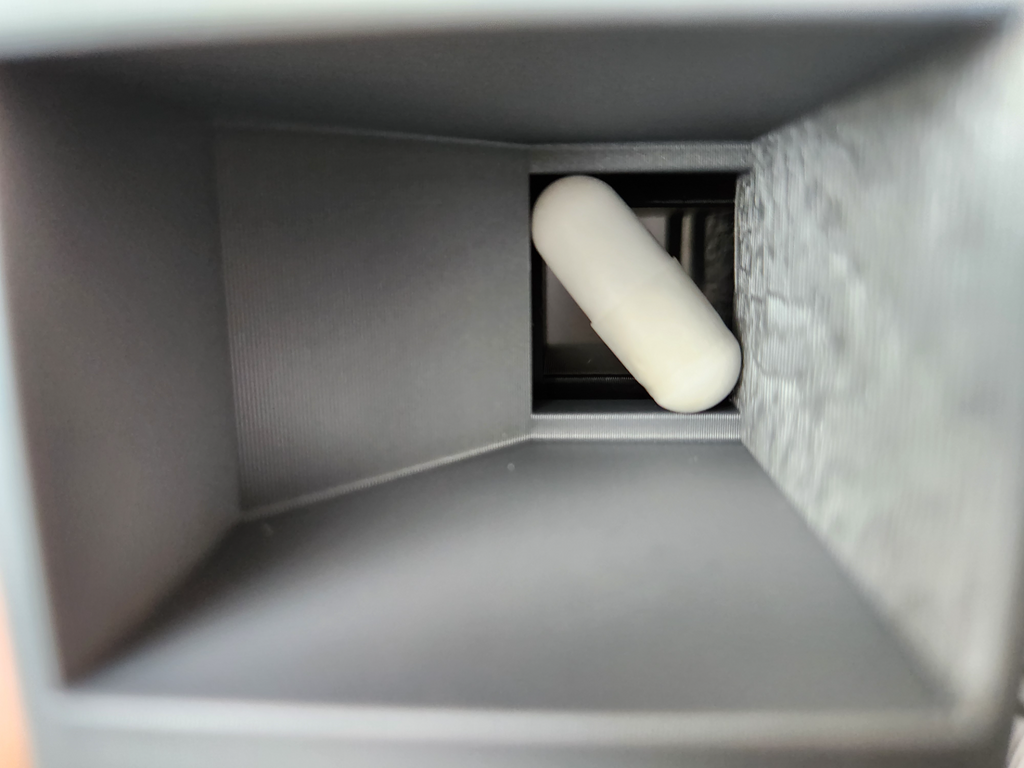 Days of the Week Pill Dispenser - chute shims