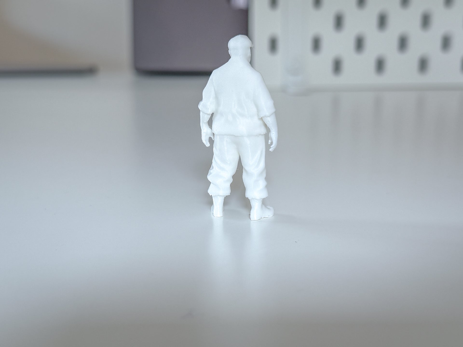 Miniature Man/Worker for your Diorama