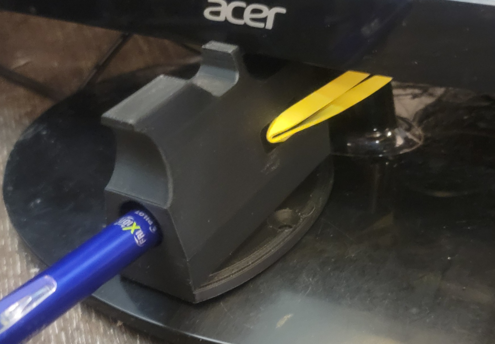 Desktop Glasses Stand and Pen Holder