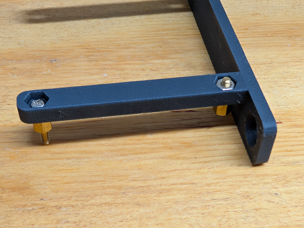 Slim Raspberry Pi Wall Mount (RPi 2-5, Zero)