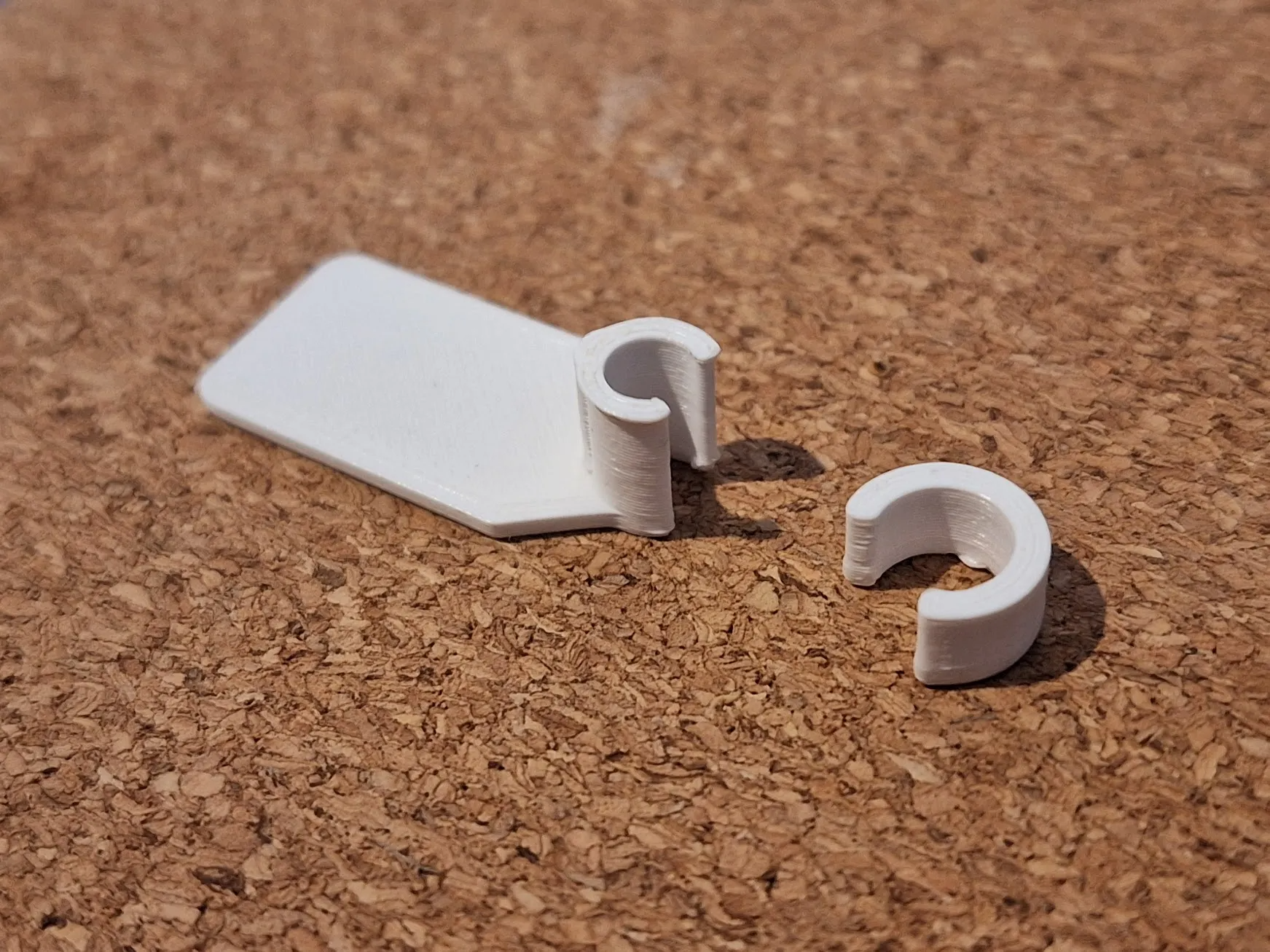 Single Cable Holder - Only 1 gram!