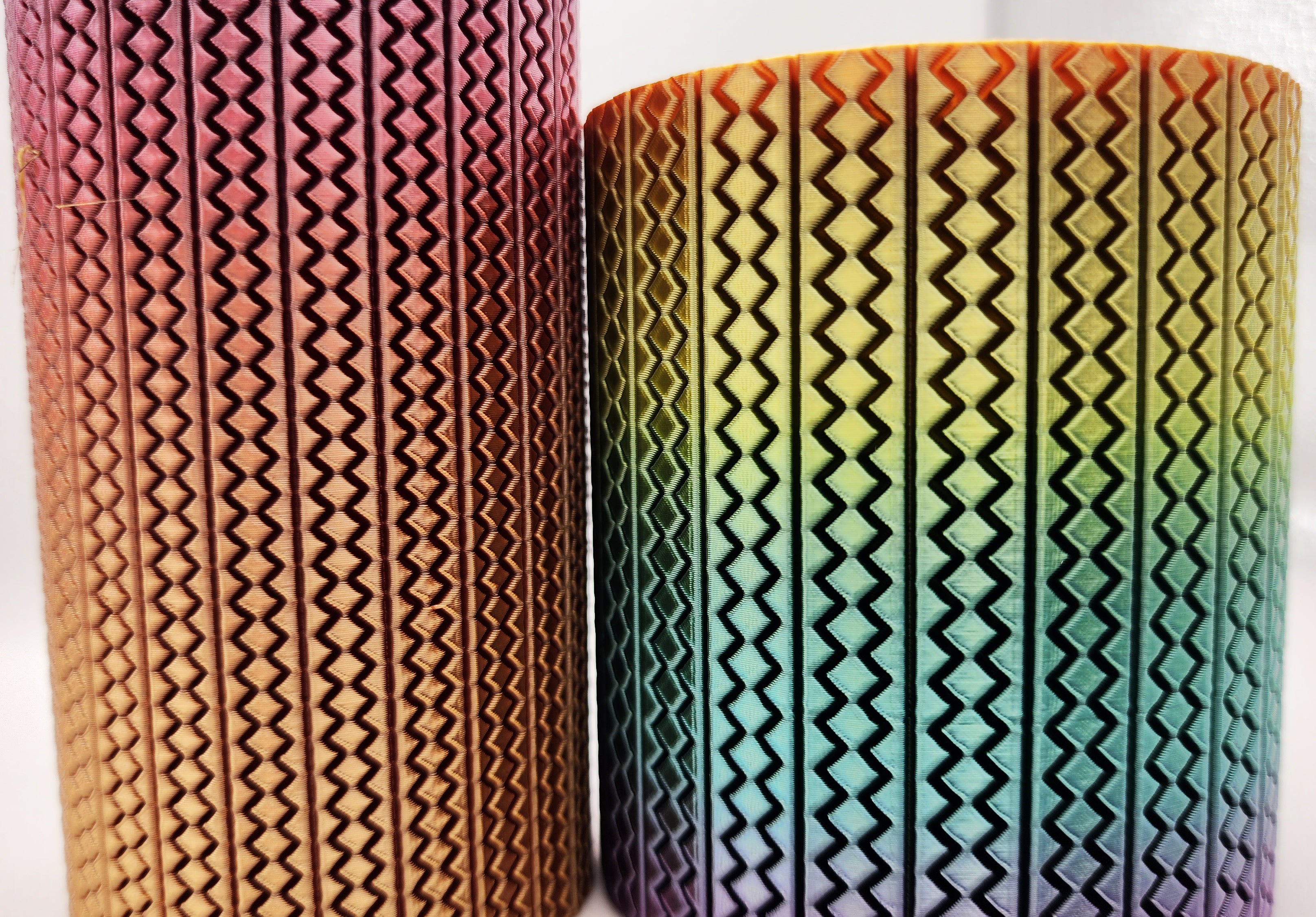 ⌇⌇⌇ Mesmerizing Vase Set - Serrated