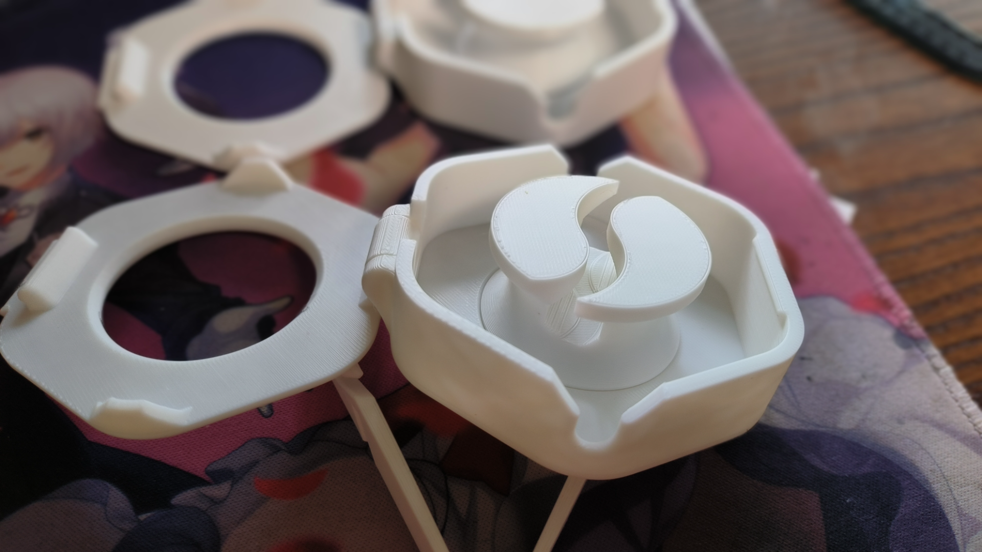 Portable Cable Organizer/Winder(Cable Hide) 卷线器加孔版
