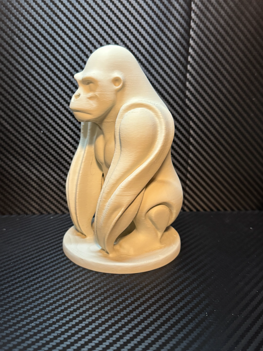 Gorilla sculpture minimalistic