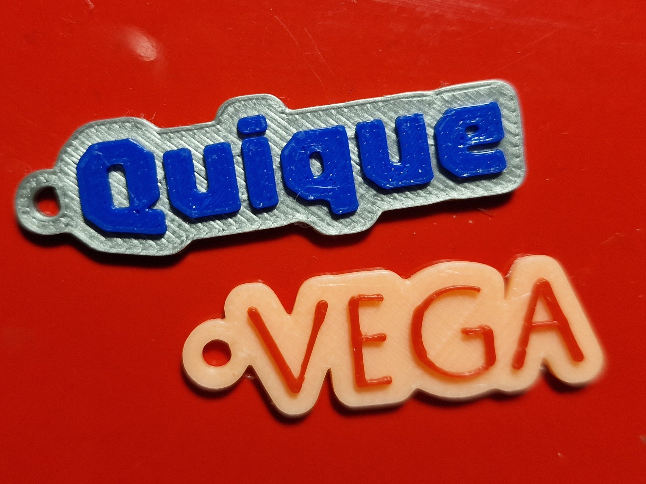 Customizable name keychain V3 (+8000 fonts)