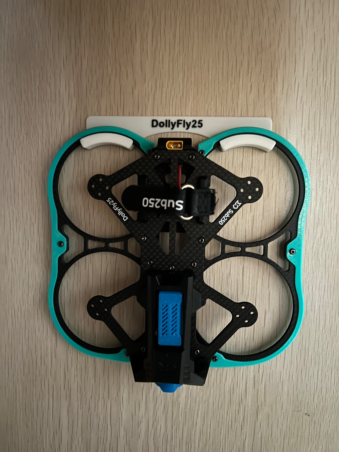 DollyFly25 wall mount 穿越机壁挂