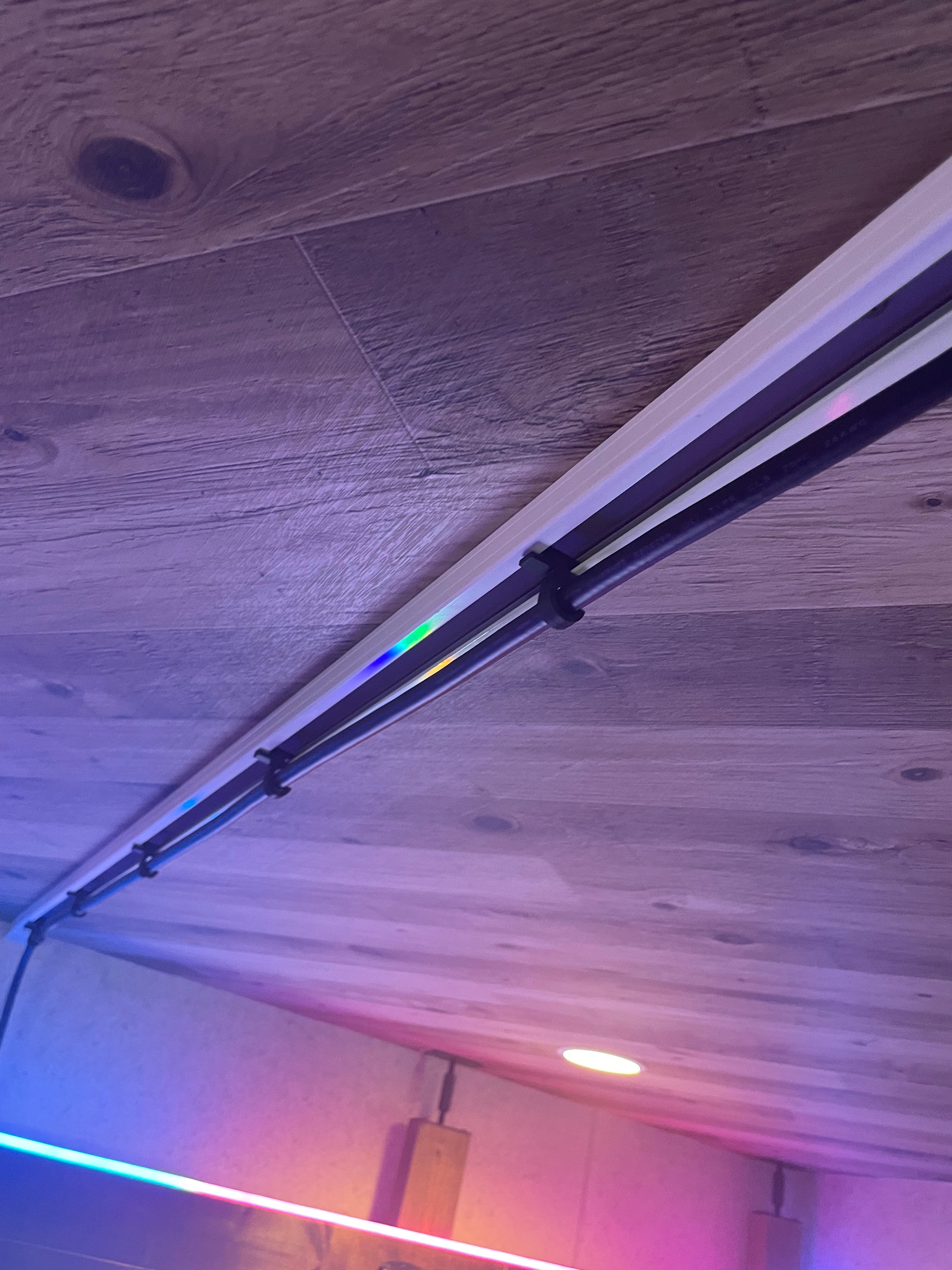Duct rail cord supporter
