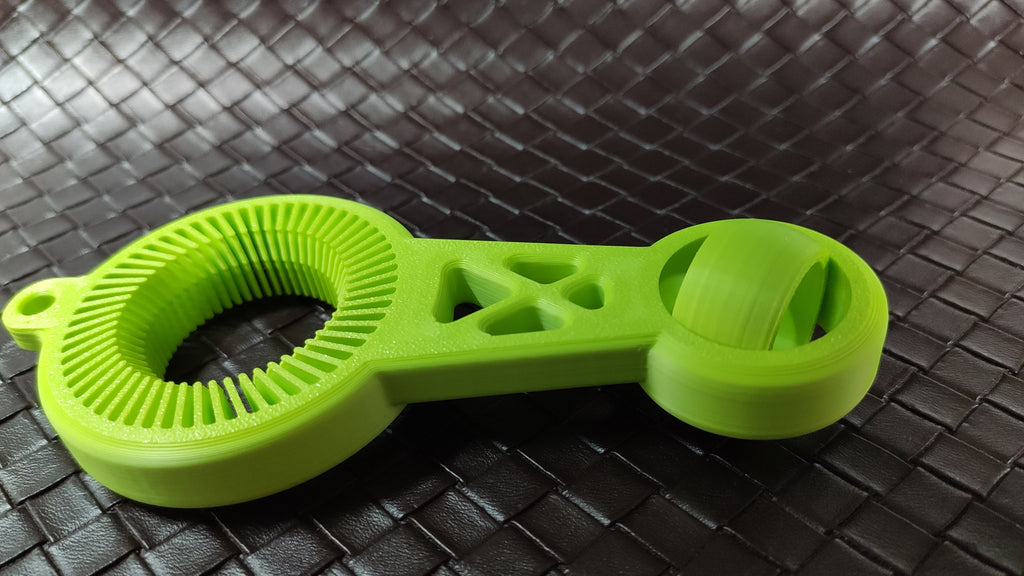 PET bottle Opener - Spinner Fidget (keychain)