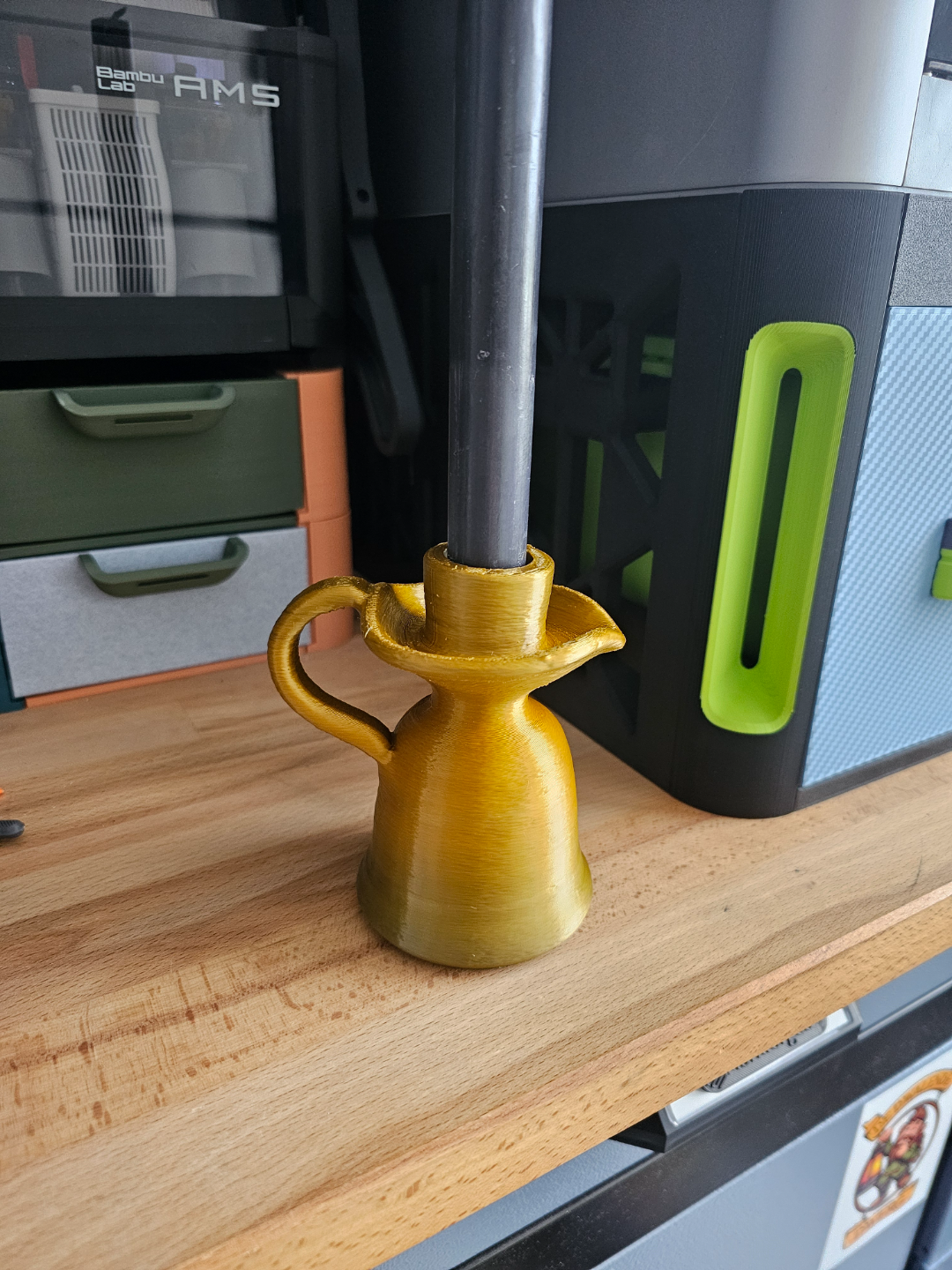 Candle holder