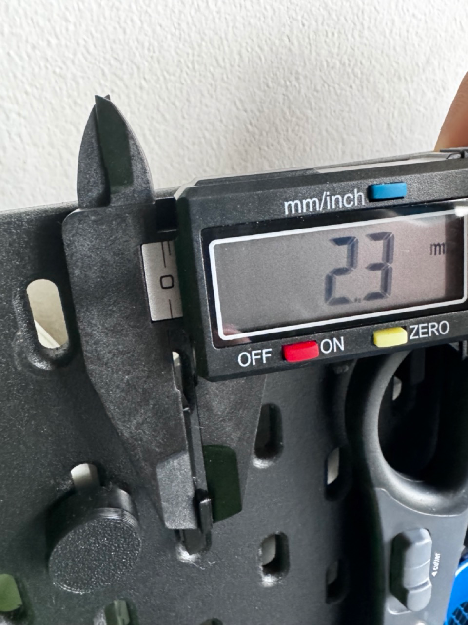 [Skadis] Super Slim Hook V1