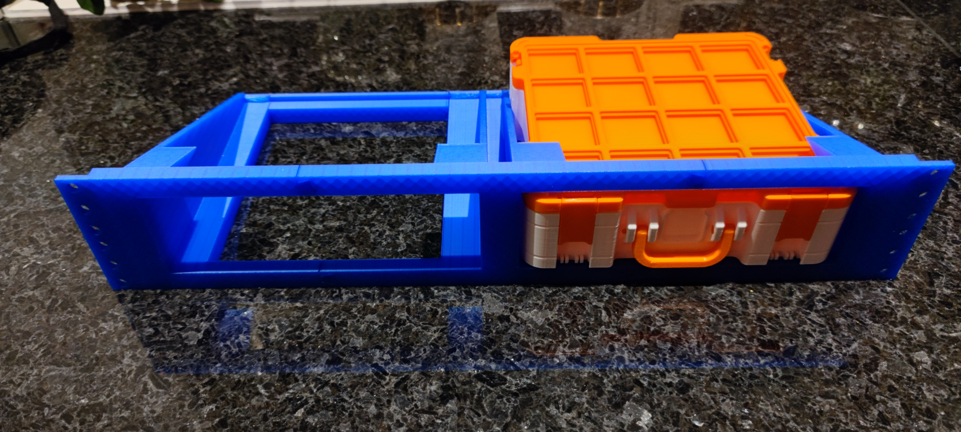 19" Rack frame for 2 x Gridfinity boxes