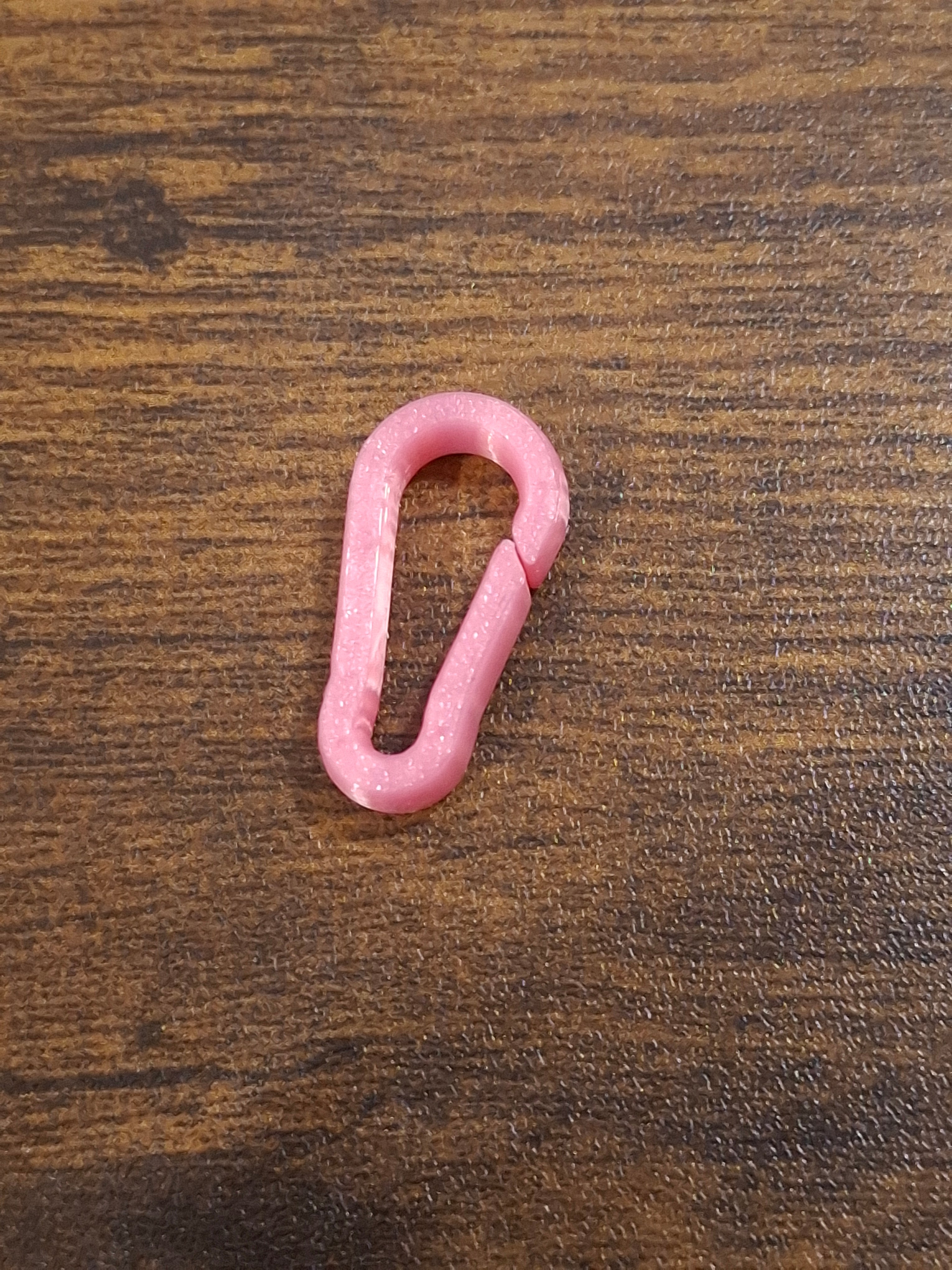 Small carabiner