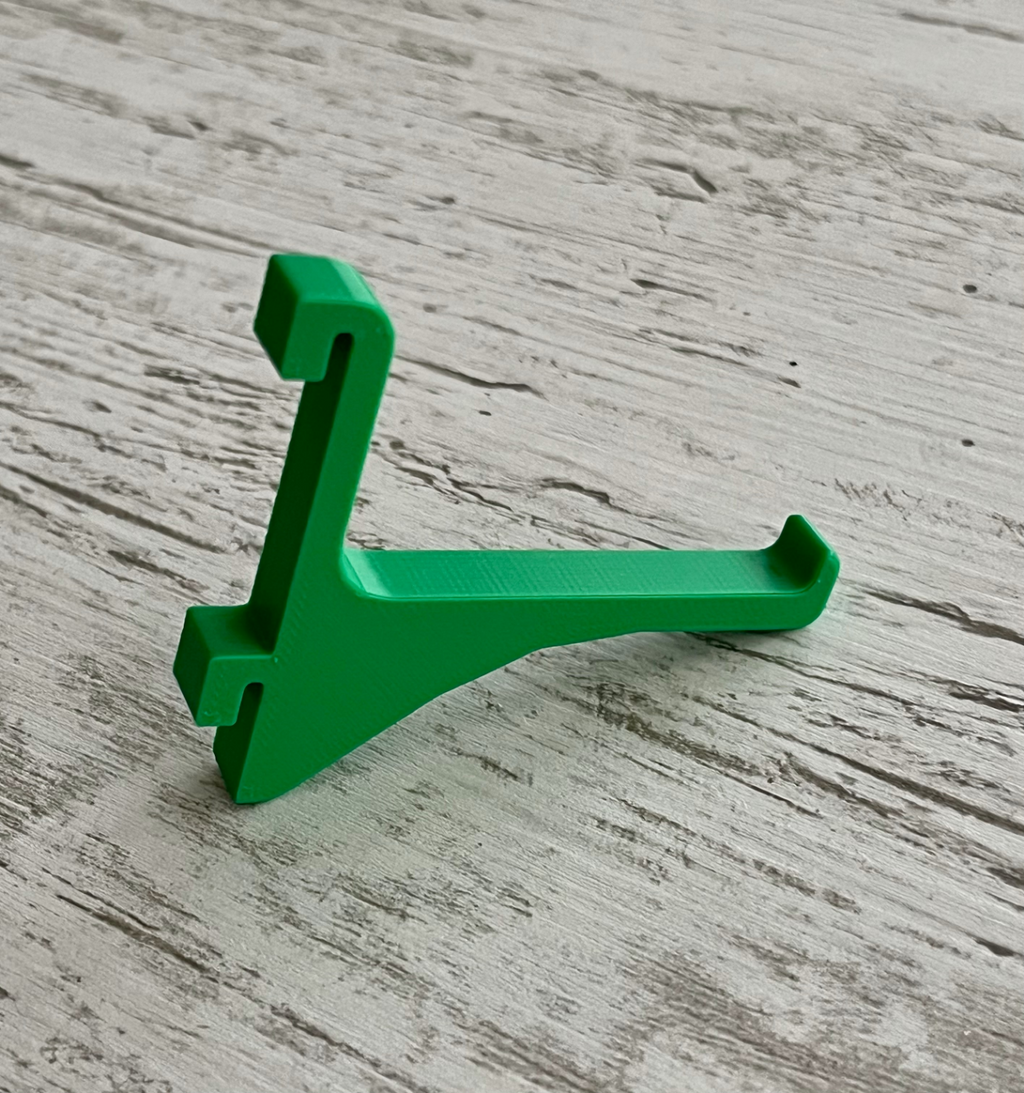 Tool hanger for pegboard