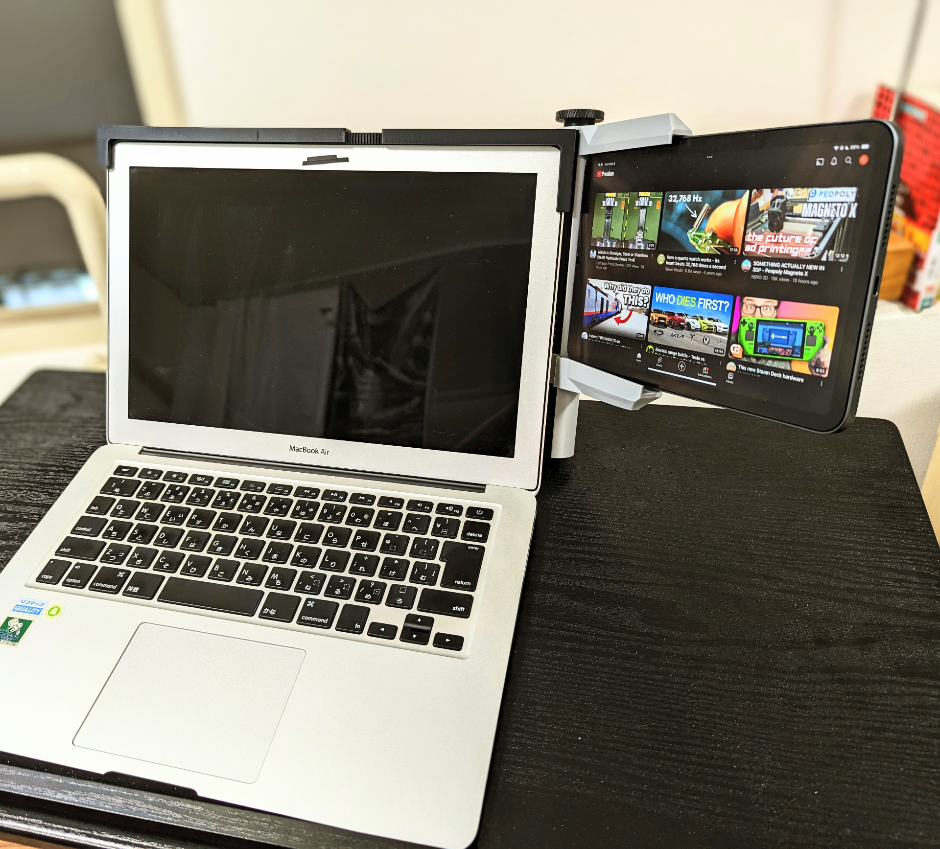 Phone or tablet second screen adapter for laptop - Tested on Macbook Air and Microsoft Surface