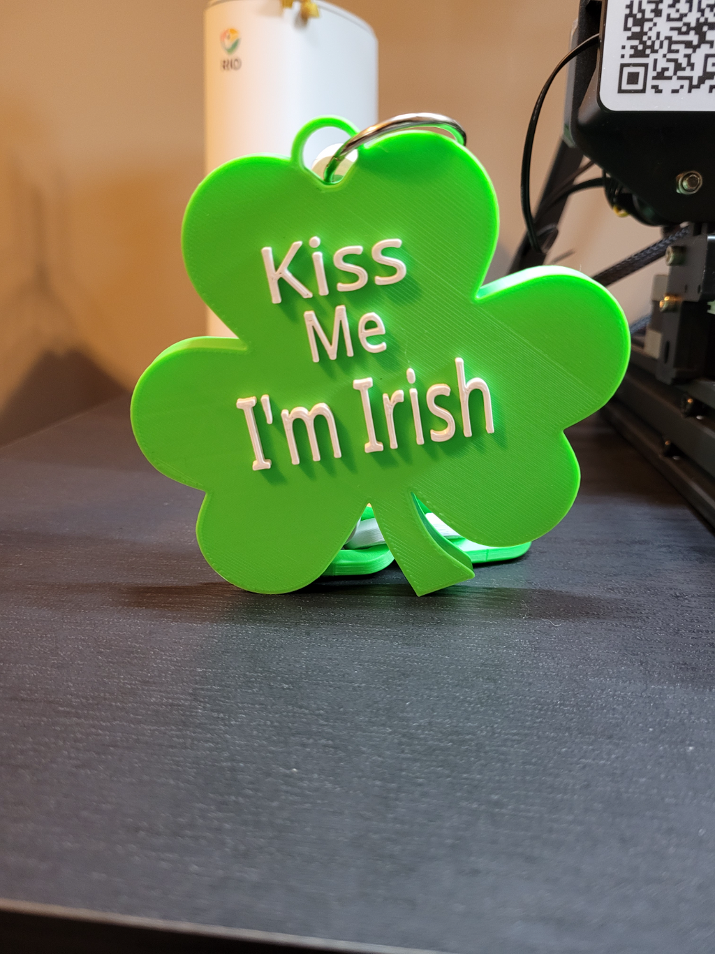 KISS ME SHAMROCK NECKLACE / LANYARD