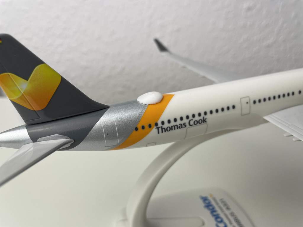 1:200 Airbus A320 Family Satcom